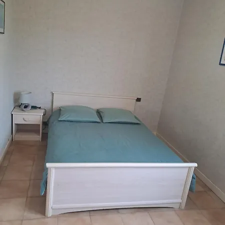 Alloggio in famiglia Privées Dans Maison Avec Piscine