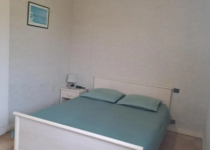 Alloggio in famiglia Privées Dans Maison Avec Piscine